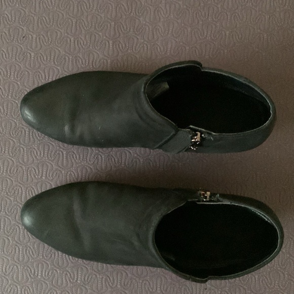 Blondo women’s Waterproof Ankle Boots Size 8, Black Color - Picture 2 of 7